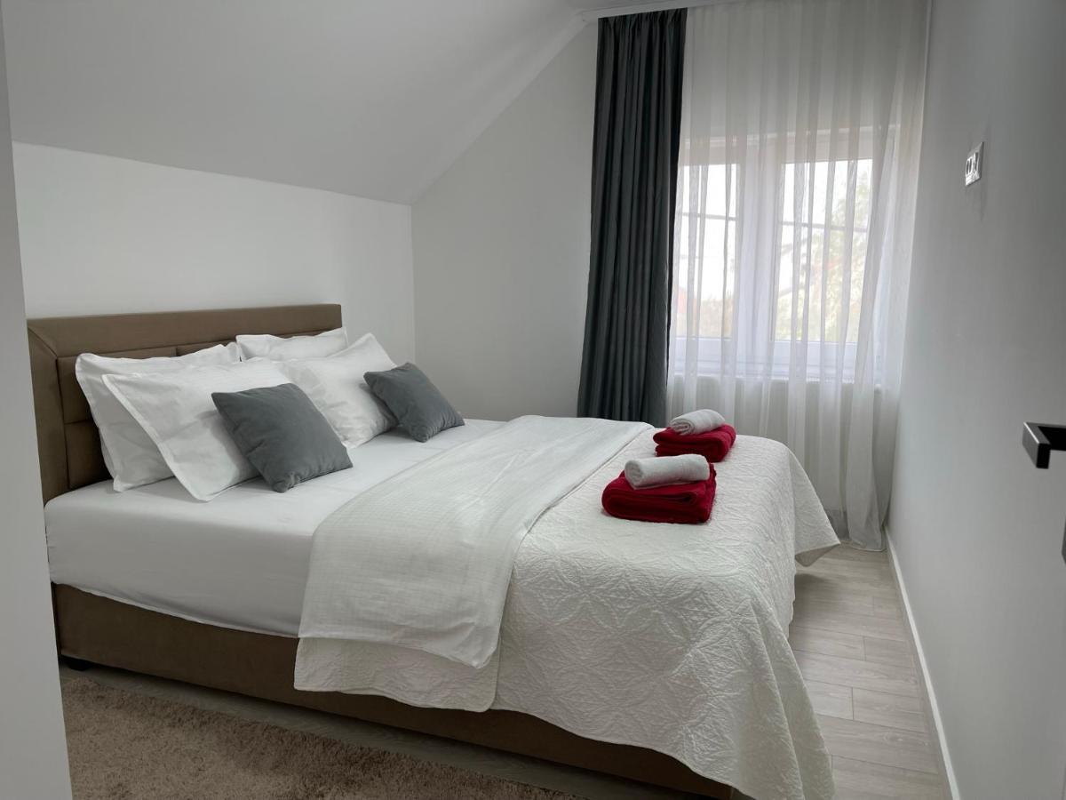 Rozi Apartments Zagreb Buitenkant foto