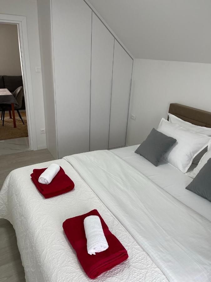 Rozi Apartments Zagreb Buitenkant foto