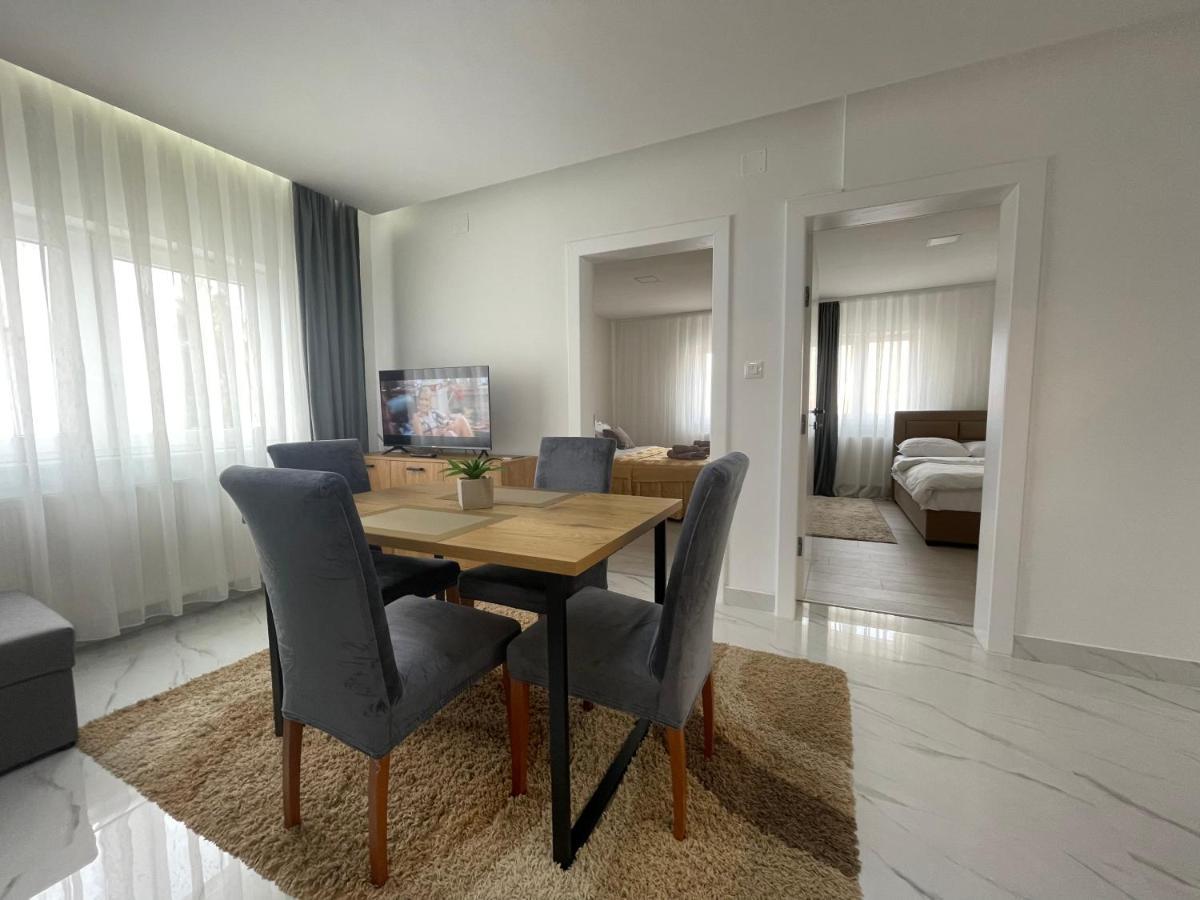 Rozi Apartments Zagreb Buitenkant foto